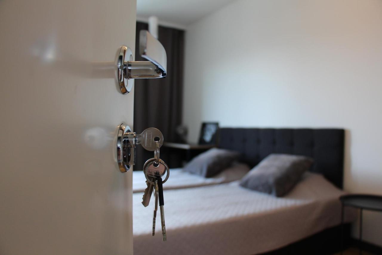 New Modern 4-Room Apartment With Big Balcony And Undeground Parking In Center Of Reval Exterior foto