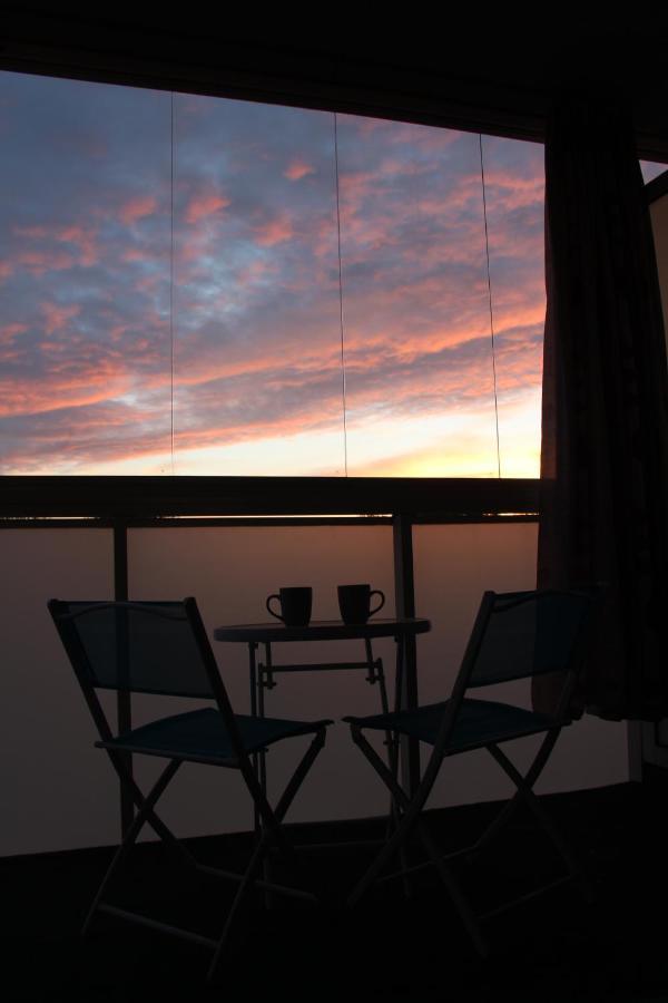 New Modern 4-Room Apartment With Big Balcony And Undeground Parking In Center Of Reval Exterior foto