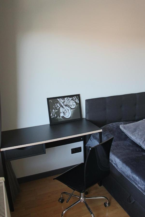 New Modern 4-Room Apartment With Big Balcony And Undeground Parking In Center Of Reval Exterior foto