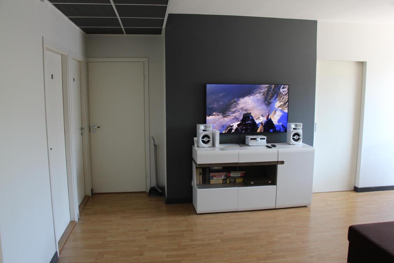 New Modern 4-Room Apartment With Big Balcony And Undeground Parking In Center Of Reval Exterior foto