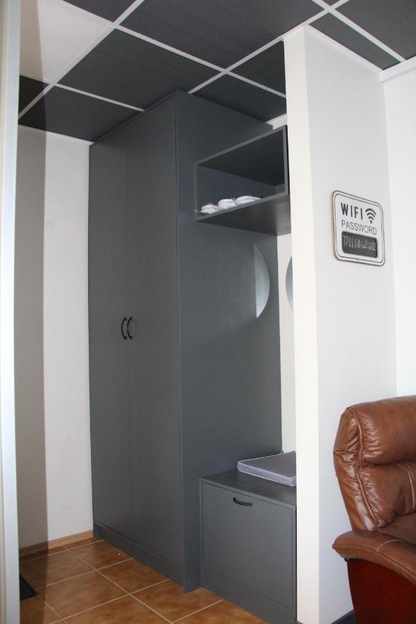 New Modern 4-Room Apartment With Big Balcony And Undeground Parking In Center Of Reval Exterior foto